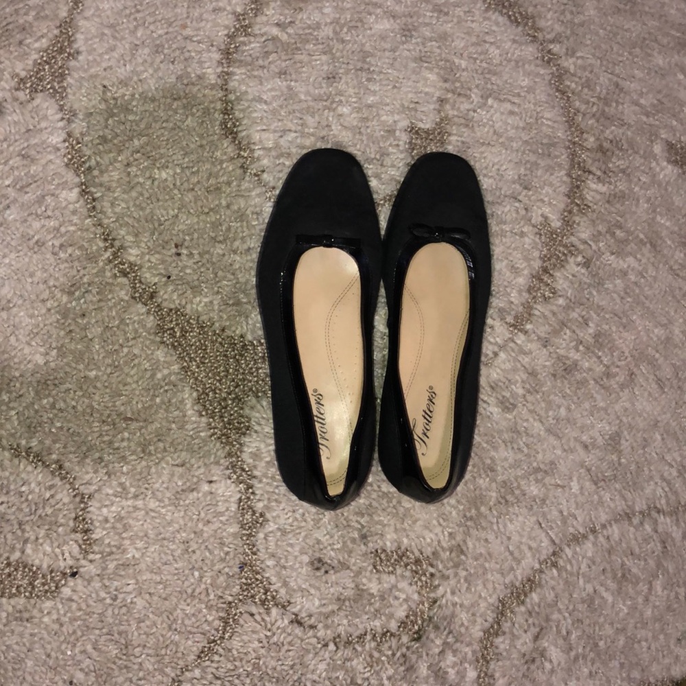 Women’s dress shoes